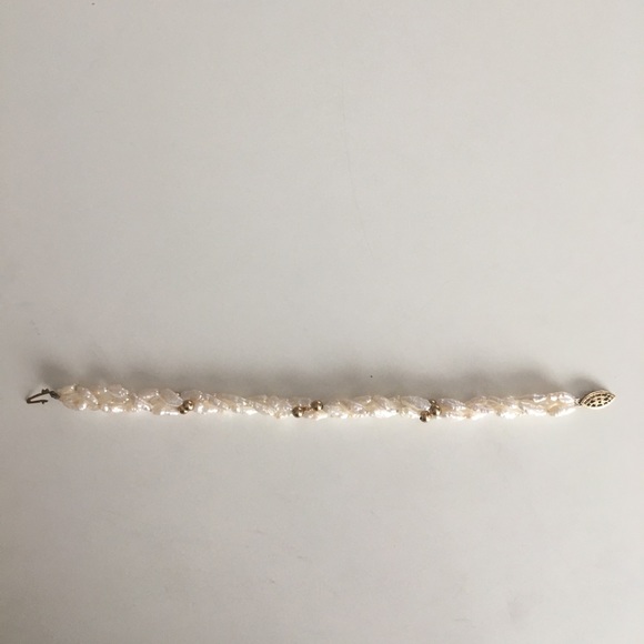 Vintage Triple Strand Freshwater Pearl and Gold Bead Bracelet - Picture 5 of 5